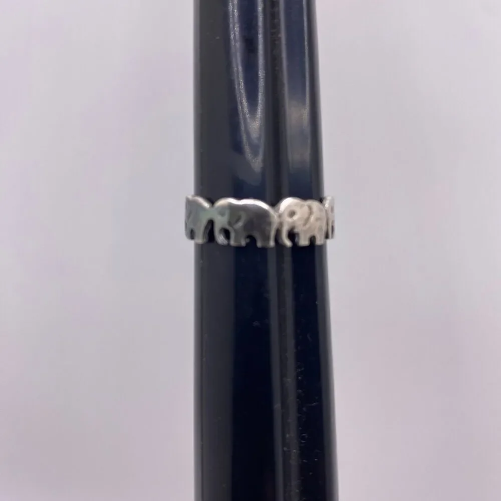 Sterling Silver 4 Elephants Cut Out Ring Size 8.5